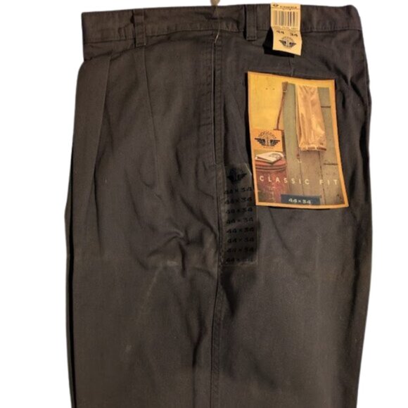 DOCKERS Classic Fit Strait Leg Pleated Dark Blue Size 44-34 NWT - Picture 1 of 5